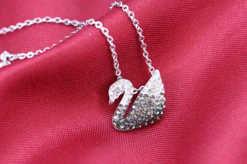 Swarovski Necklace 05lyx291